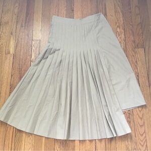 Banana Republic lightweight khaki pleated asymmetrical skirt 6